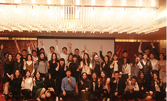 團(tuán)隊(duì)風(fēng)采