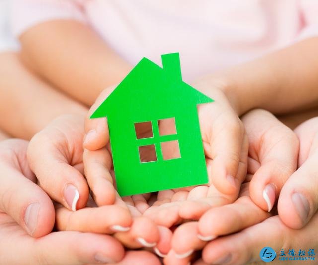 房產過戶給子女的 好辦法是繼承？業內人士：小心要多給20%稅費