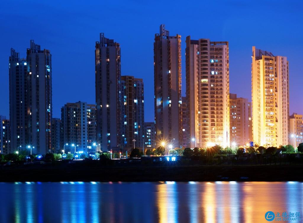 買(mǎi)房子沒(méi)經(jīng)驗(yàn)？專(zhuān)家建議考慮這3類(lèi)房，不僅住著舒適還保值